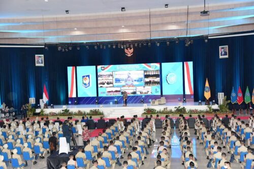 Jaksa Agung Republik Indonesia, Prof. Dr. H. Sanitiar Burhanudin saat menghadiri kuliah umum di Kampus IPDN Jatinangor  Kabupaten Sumedang (Foto: Istimewa)