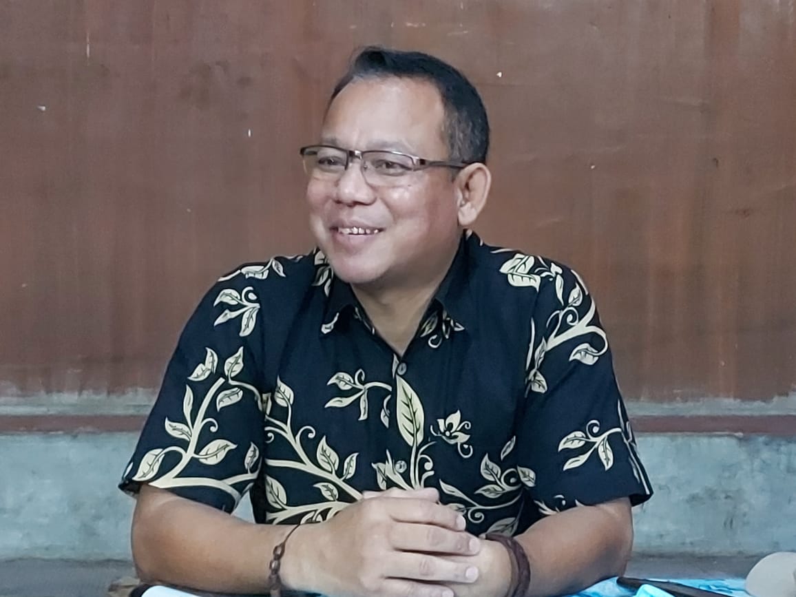 

Wakil Ketua Komisi D DPRD Kabupaten Bandung H. Cecep Suhendar (Foto: trinata/dara.co.id)
