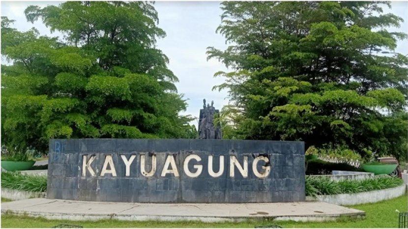 Taman Segi Tiga Mas Kayuagung tampak tak terawat (Foto: Istimewa)