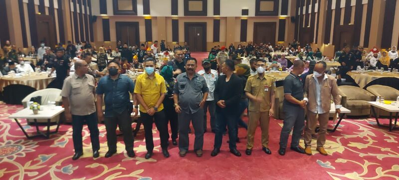 Badan Kesatuan Bangsa dan Politik Kabupaten Bandung saat melaksanakan pembinaan organisasi kemasyarakatan di Hotel Grand Sunshine Soreang, belum lama ini (FRoto: Istimewa)