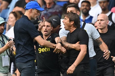 

Thomas Tuchel dan Antonio Conte terlibat perkelahian seusai laga Liga Inggris, Chelsea vs Tottenham Hotspur, di Stadion Stamford Bridge, Minggu (14/8/2022). (Foto: istimewa)