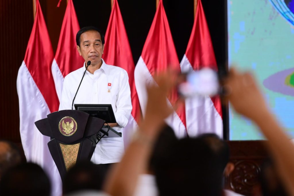 Presiden Jokowi saat memberikan pengarahan kepada KADIN Provinsi Se-Indonesia, di TMII, Jakarta Timur, Selasa (23/08/2022). (Foto: BPMI Setpres/Muchlis Jr)
