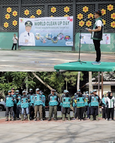 

Bupati Bandung Dadang Supriatna memimpin Apel Peringatan Puncak World Clean Up Day (WCD)  tingkat Kabupaten Bandung tahun 2022 di Lapang Futsal Komplek Pemkab bandung di Soreang, Sabtu (17/9/2022). (Foto: Humas)
