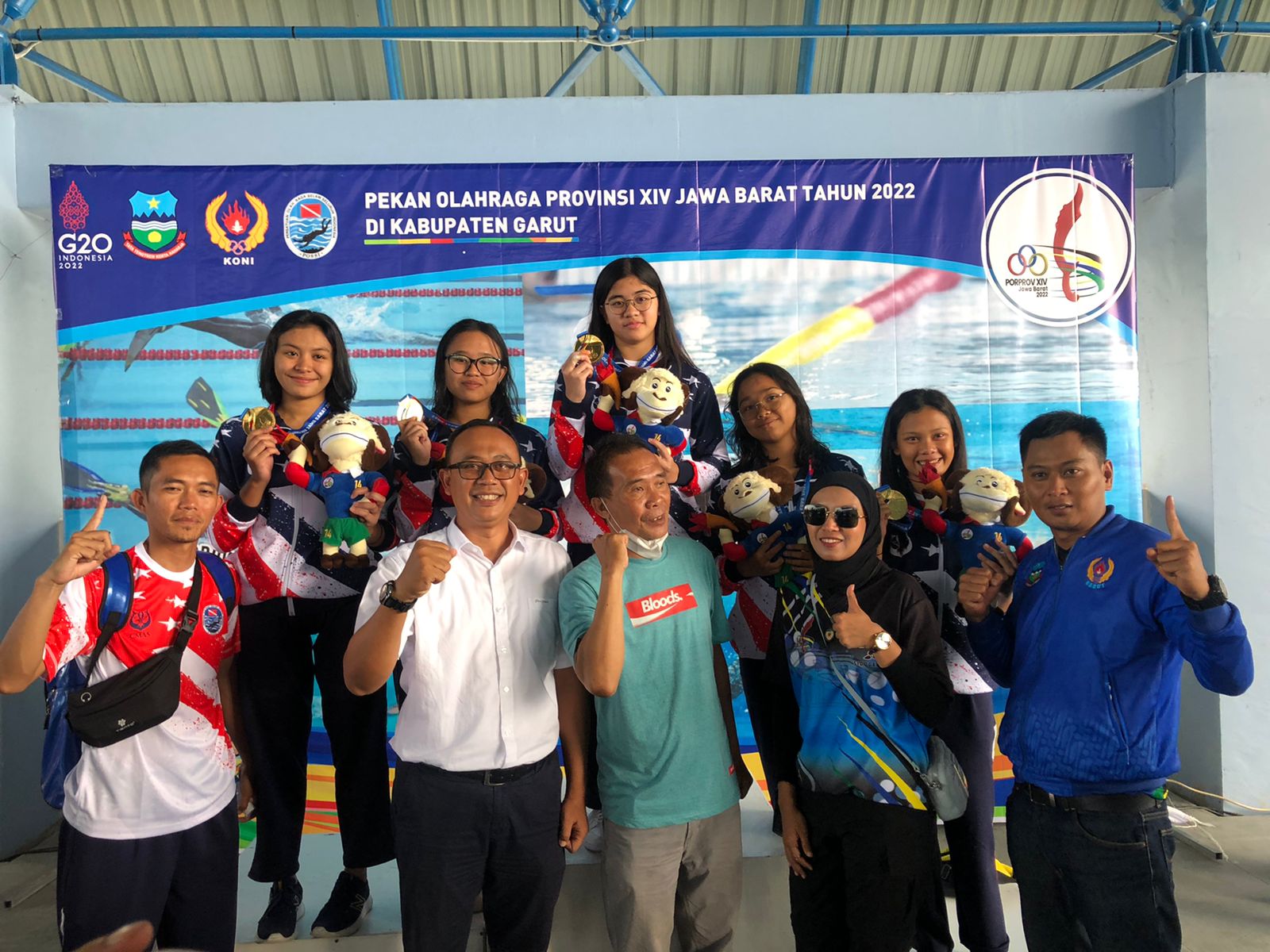 Cabang Olahraga (Cabor) Selam Kolam berhasil meraih 1 emas di Nomor estafet 4 x 200 meter Bifins (U17 Putri) (Foto: Istimewa)