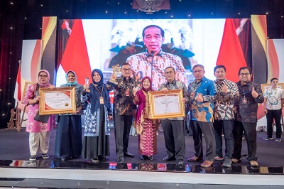 Badan Pendapatan Daerah (Bapenda) mendapat penghargaan sebagai Penyelenggaran Pelayanan Prima dari Kementerian Pendayagunaan Aparatur Negara dan Reformasi Birokrasi (Kemenpan RB). (Foto: ist)
