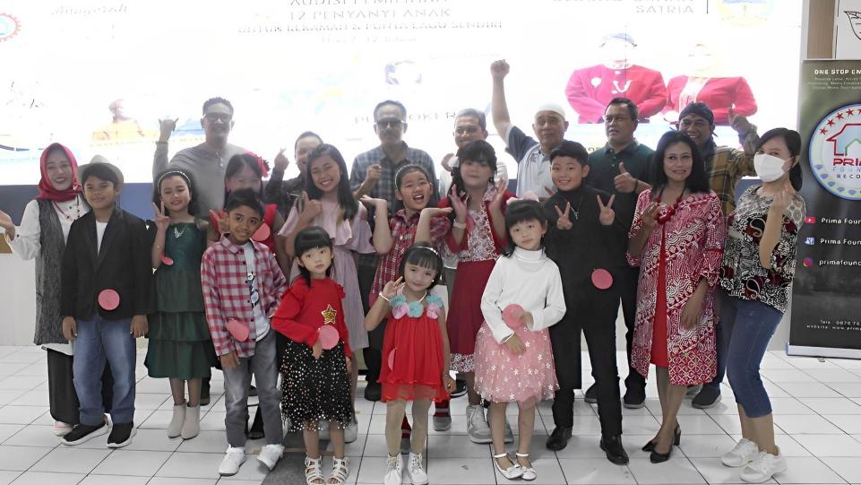 Foto bersama saat penyelenggaraan Starkidz Banyumas. (Dok. Istimewa)