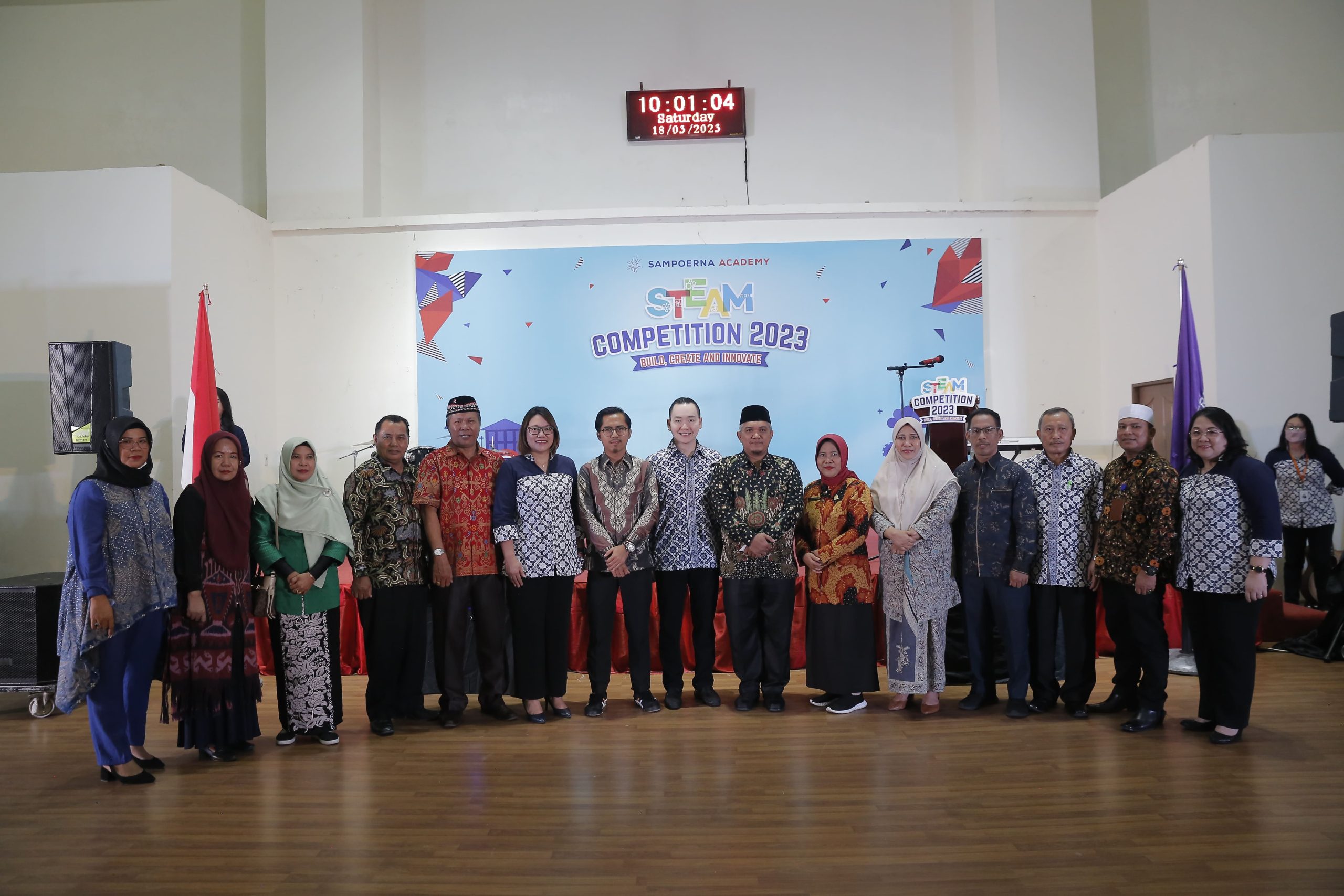 Sampoerna Academy STEAM INTER-SCHOOL COMPETITION juga mendapatkan
dukungan besar.dari para stokeholders, seperti Dinas Pendidikan Provinsi Sumatera Utara dan
Dinas Pendidikan dan Kebudayaan Kota Medan (Foto: Istimewa)