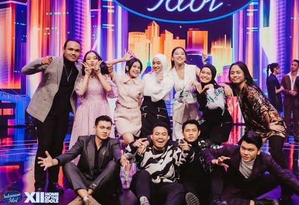 
Spektakuler show 5 Indonesia Idol 2023 Senin malam (6/3/2023), para kontestan akan membawakan Indonesian Male Singer (Hits). (Foto: Ist)
