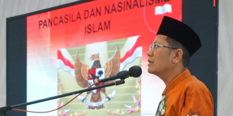 Ketua Majelis Ulama Indonesia Bidang Dakwah dan Ukhuwah KH Cholil Nafis (Foto: mui.or.id)