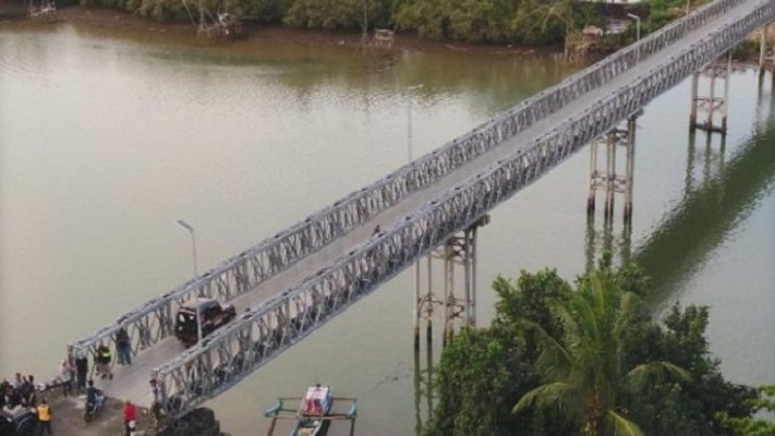 
Jembatan Sodongkopo, Nusa Wiru di Kecamatan Cijulang Kabupaten Pangandaran. (Foto: BMPR Jabar)