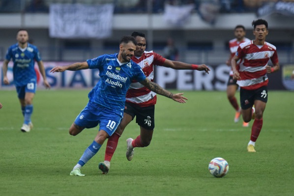 

Alberto Rodriguez Martin (Foto: @PERSIB.co.id)
