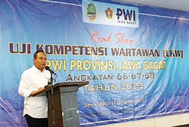 Ketua PWI Jabar Hilman Hidayat dalam UKW di Sukabumi (Foto: Ist)