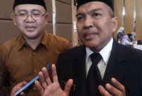 Arsan Latif (kanan) didampingi Sekda KBB, Ade Zakir (kiri)(Foto: Istimewa)