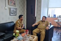 Bupati Bandung, Dadang Supriatna selaku Wakil Ketua Umum Asosiasi Pemerintah Kabupaten Seluruh Indonesia (APKASI) melakukan konsultasi dengan Dirjen Otonomi Daerah (Otda) dan Direktur Keuangan dan BUMD Kemedagri di Jakarta, Selasa (26/09/2023).(Foto: diskominfo)
