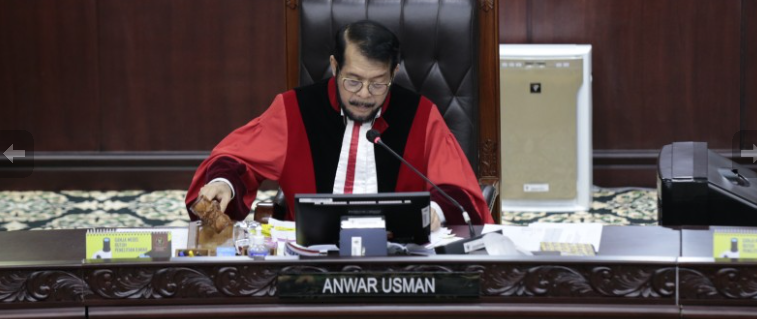 Anwar Usman (Foto: Tangkapan Layar/mkri.id)