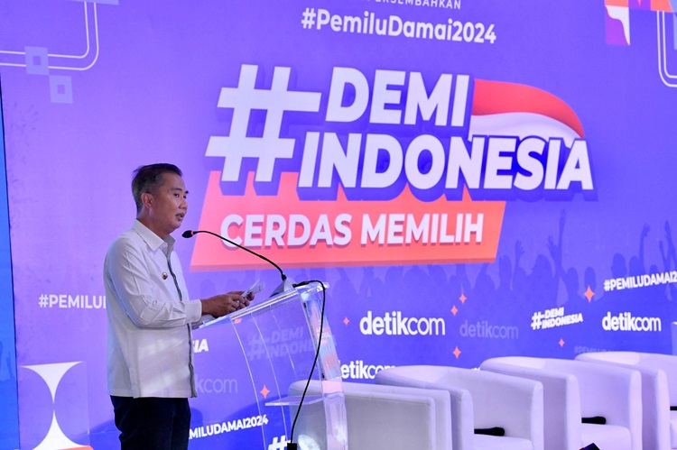 

Pj Gubernur Jawa Barat Bey Machmudin memberikan sambutan pada acara #Demilndonesia Cerdas Memilih Detik Network, di Hotel Savoy Homan, Kota Bandung, Kamis (18/1/2024).(Foto: Biro Adpim Jabar)