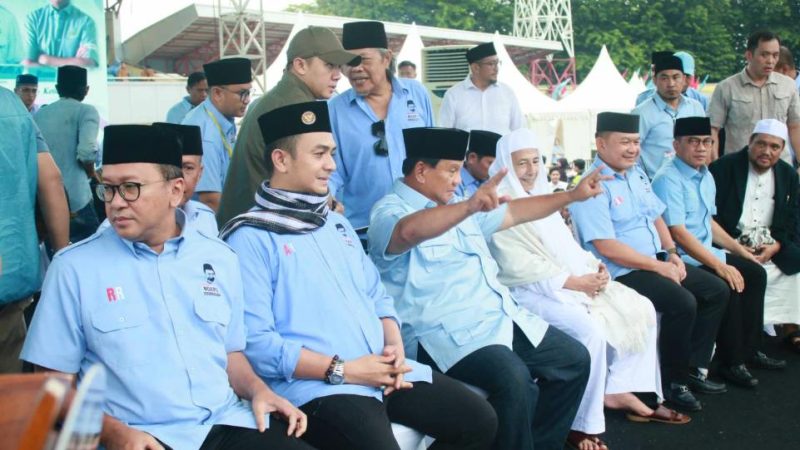 Suasana acara Ndaru Sholawat bersama Seribu Ulama dan Sejuta Santri untuk Pemilu Damai. (Dok. Istimewa)

