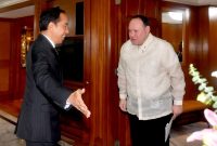 Presiden Jokowi menerima kunjungan kerhormatan Menteri Pertahanan Filipina, Gilberto Eduardo Gerardo C. Teodoro Jr. pada Kamis (11/01/2024). (Foto: BPMI Setpres/Rusman)
