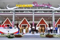 Presiden saat memberikan sambutannya pada peresmian terminal di Terminal Purworejo, Kabupaten Purworejo, Jawa Tengah, Selasa (02/01/2024). (Foto: BPMI Setpres/Rusman)
