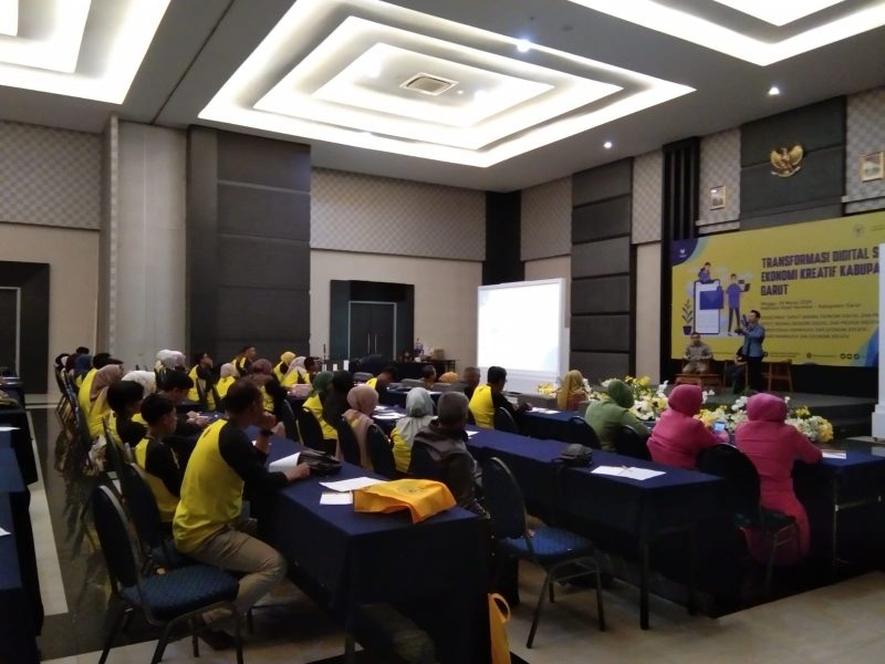 Kegiatan bertema Transformasi Digital Sektor Ekonomi Kreatif Kabupaten Garut, yang digelar Komisi X DPR RI bersama Kemenkarekraf di Ballroom Hotel Harmoni, Jalan Cipanas Baru, Kecamatan Tarogong Kaler, Kabupaten Garut, Minggu (24/3/2024)(Foto: Istimewa)

