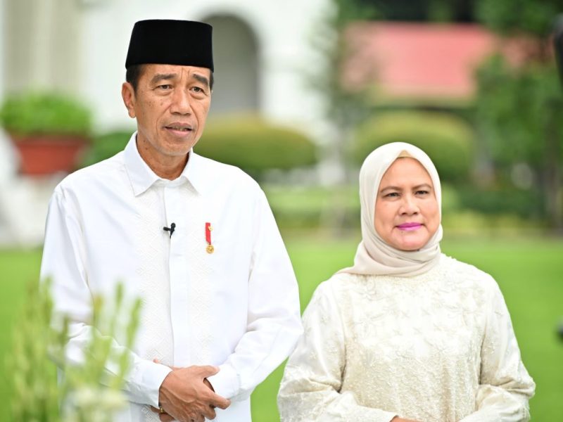 Presiden Jokowi dan Ibu Iriana (Foto: BPMI Setpres)
