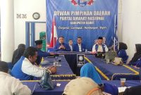 Mantan Bupati Garut periode 2004-2009, H. Agus Supriadi, mengembalikan formulir pendaftaran balon bupati Garut ke DPD PAN Garut di Jalan Terusan Pembangunan, Kecamatan Tarogong Kidul, Kabupaten Garut, Senin (10/6/2024)(Foto: Istimewa)