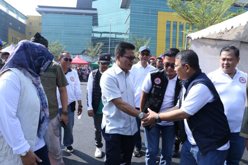  Bupati Bandung Dadang Supriatna menghadiri Hari Bakti Dokter Indonesia (HBDI) ke-116 Tingkat Kabupaten Bandung di RSUD Otto Iskandar Dinata, Soreang Kabupaten Bandung, Minggu (28/7/2024).(Foto: diskomnfo)


