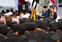 Presiden Joko Widodo (Jokowi) menghadiri upacara peringatan Hari Ulang Tahun ke-78 Polri atau Hari Bhayangkara yang digelar di Lapangan Monas, Jakarta, Senin (01/07/2024). (Foto: Humas Setkab/Jay)
