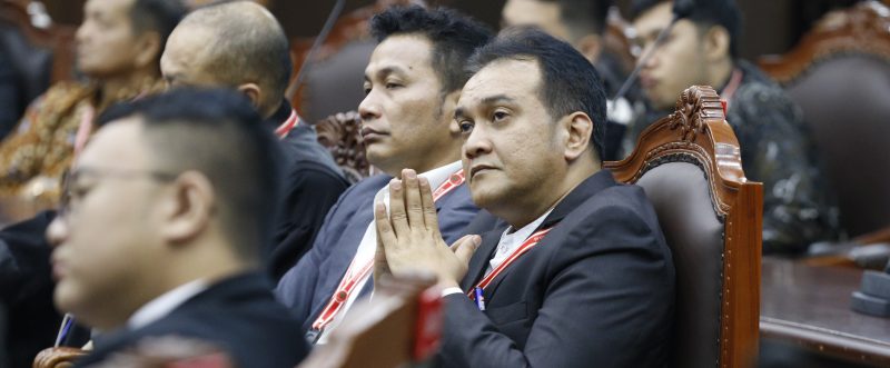 
Pemohon yang diwakili Said Salahudin selaku kuasa hukum saat pembacaan putusan Nomor 60/PUU-XXII/2024, Selasa (20/8/2024). (Foto: Humas MK)

