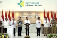 Presiden Jokowi Resmikan Gedung Pelayanan Kesehatan Ibu dan Anak Rumah Sakit Hasan Sadikin Bandung, Kamis (29/08/2024). (Foto: Tangkapan layar YouTube Setpres)
