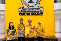 Partai Golkar resmi mengusung pasangan Arfi Rafnialdi - Yena R. Iskandar Ma'soem yang diusung Partai Solidaritas Indonesia (PSI) untuk Pilkada Kota Bandung 2024.(Foto: deram/dara) 

