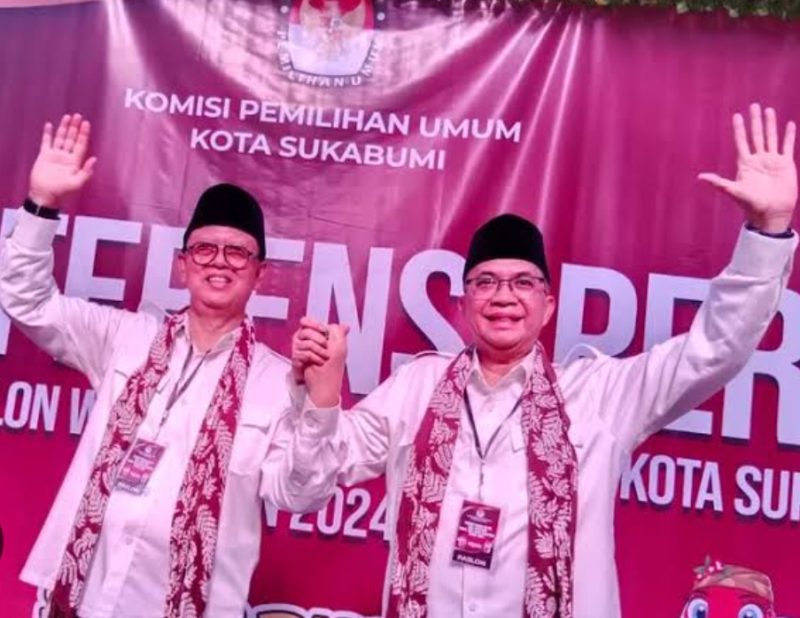 Pasangan bakal calon (Bacalon) Wali Kota dan Wakil Wali Kota Sukabumi, Mohamad Muraz-Andri Setiawan Hamami, usai mendaftar ke KPU, Selasa (27/8/2024).(Foto: dian/dara)

