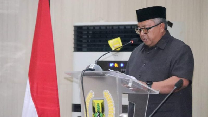 Bupati Sukabumi H Marwan Hamami dalam paripurna DPRD Kabupaten Sukabumi (Foto: Istimewa)