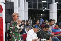 Pemda Provinsi Jabar menggandeng aktivis lingkungan dalam menangani persoalan sampah di Bandung Raya. Diskusi digelar di
 Gedung Sate, Selasa (22/10/2024). (Foto: Dokpim Jabar)
