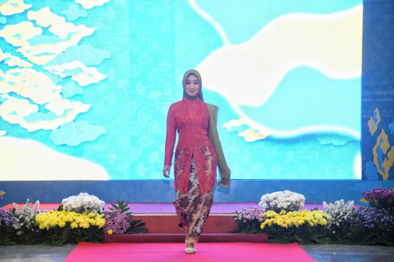 
 Wastra Jabar 2024 memajukan UMKM dan Industri Fesyen(Foto: biro adpim jabar)
