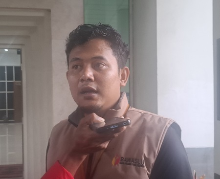 
Ketua Bawaslu KBB, Riza Nasrul Fallah Sopandi.(Foto: heny/dara)

