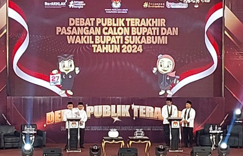
Suasana Debat Publik Paslon Bupati dan Wakil Bupati Sukabumi yang digelar di Hotel Sutan Raja Soreang, Kabupaten Bandung, Jumat (22/11/2024). (Foto: maji/dara)

