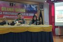 
Kepala Lapas Kelas IIA Garut, Rusdedy, didampingi pejabat struktural Lapas Garut menyampaikan Refleksi Akhir Tahun di Aula Lapas Garut, Jalan KH.Hasan Arif, Kecamatan Banyuresmi, Kabupaten Garut, Selasa (31/12/2024).(Foto: andre/dara)

