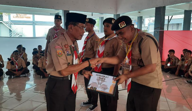 -Monev Program Pembinaan Kepramukaan, Pembentukan karakter Warga Binaan di Lapas Kelas IIA Garut, Jalan KH.Hasan Arif, Kecamatan Banyuresmi, Kabupaten Garut, Kamis (5/12/2024)(Foto: Ist)
