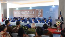 
Orasi Prof. Komaruddin Hidayat di acara Dies Natalis ke-27 
Universitas Paramadina di Aula Lt. 8 Gedung Nurcholis Madjid, Kampus Universitas Paramadina Cipayung, Jumat (10/1/2025).(Foto: Ist)

