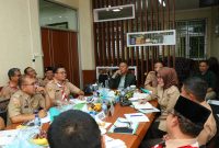 
Bupati Bandung Dadang Supriatna membuka Ekspos Rencana Kerja Dinas Sosial (Dinsos), Selasa (14/1/2025). (Foto: diskominfo)
