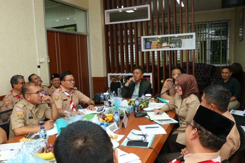 
Bupati Bandung Dadang Supriatna membuka Ekspos Rencana Kerja Dinas Sosial (Dinsos), Selasa (14/1/2025). (Foto: diskominfo)
