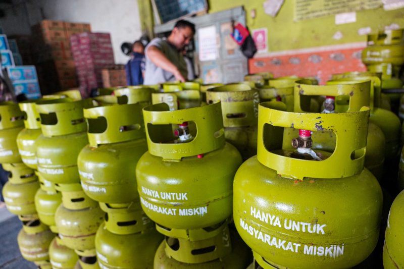 
 PT Pertamina Patra Niaga Regional Jawa Bagian Barat (JBB) melakukan pengecekan pangkalan LPG 3 kg di sejumlah titik untuk memastikan ketersediaan stok LPG 3 kg di wilayah DKI Jakarta dan sekitarnya.(Foto: Ist)

