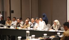 

 Forum Group Discussion (FGD) Penyusunan Laporan Evaluasi Pemilihan Tahun 2024 yang digelar oleh KPU Kabupaten Garut di Ballroom Hotel Mercure, Jalan Guntur, Kecamatan Garut Kota, Kabupaten Garut, Senin (24/2/2025).(Foto: andre/dara)

