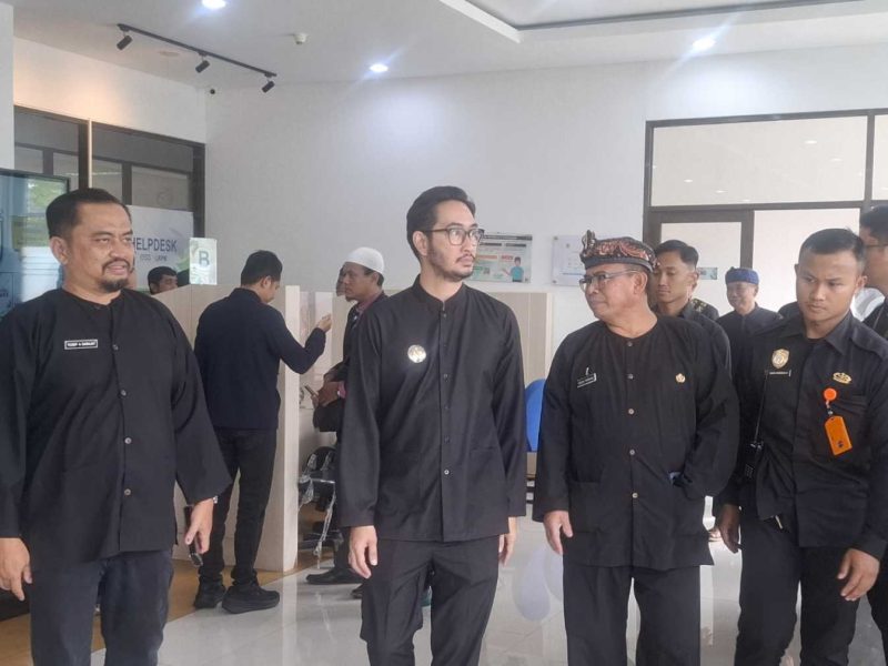 Jeje Ismail saat sidak ke Kantor MPP (Foto: Istimewa)