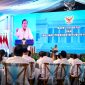 Presiden Prabowo Subianto menggelar rapat terbatas dan taklimat bersama jajaran kabinet Merah Putih di Halaman Istana Kepresidenan Jakarta, pada Selasa, 4 Maret 2025. (Foto: BPMI Setpres)
